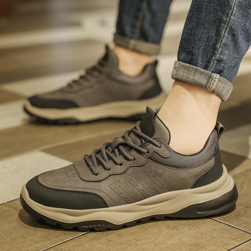 Men's shoes 2025 autumn new men's lightweight platform casual board shoes non-slip fashion leather shoes trend
