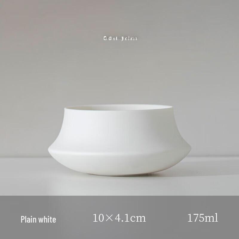 Miaoyijia Antique White Ceramic Candle Holder Set
