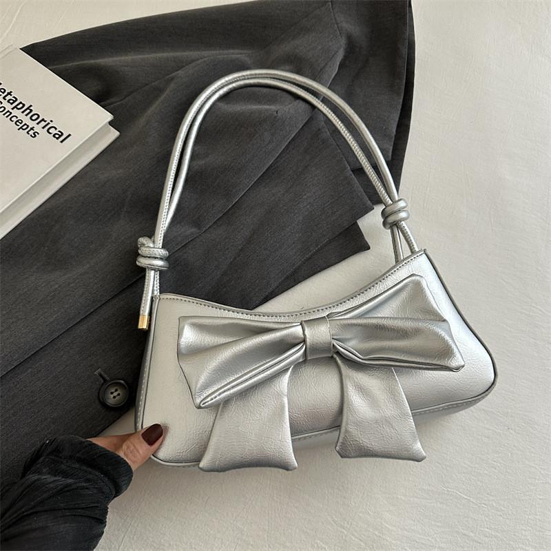 

Stylish Pu Crescent Shoulder Bag For Women Elegant And Trendy New 2024 срібний