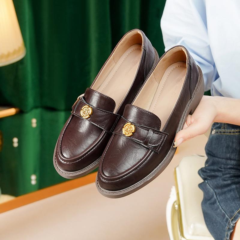 

Genuine leather flat for Huizhou women s shoes grape mother same small leather shoes women s camellia spring platform loafers 40 коричневий
