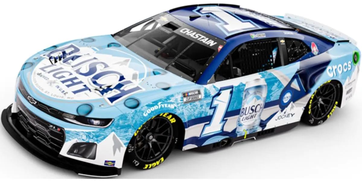 

Kyosho Lionel Racing BUSCH LITE CROCS 2024 Chevrolet Camaro ZL1 Ross Chastain Finished Model LR305242 1/64 #1