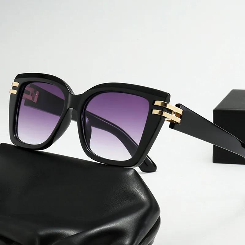 Classic Luxury Brand Designer Vintage Square Sunglasses Women For Men Sun Glasses Punk Rivet Sexy Ladies Popular Shades UV400