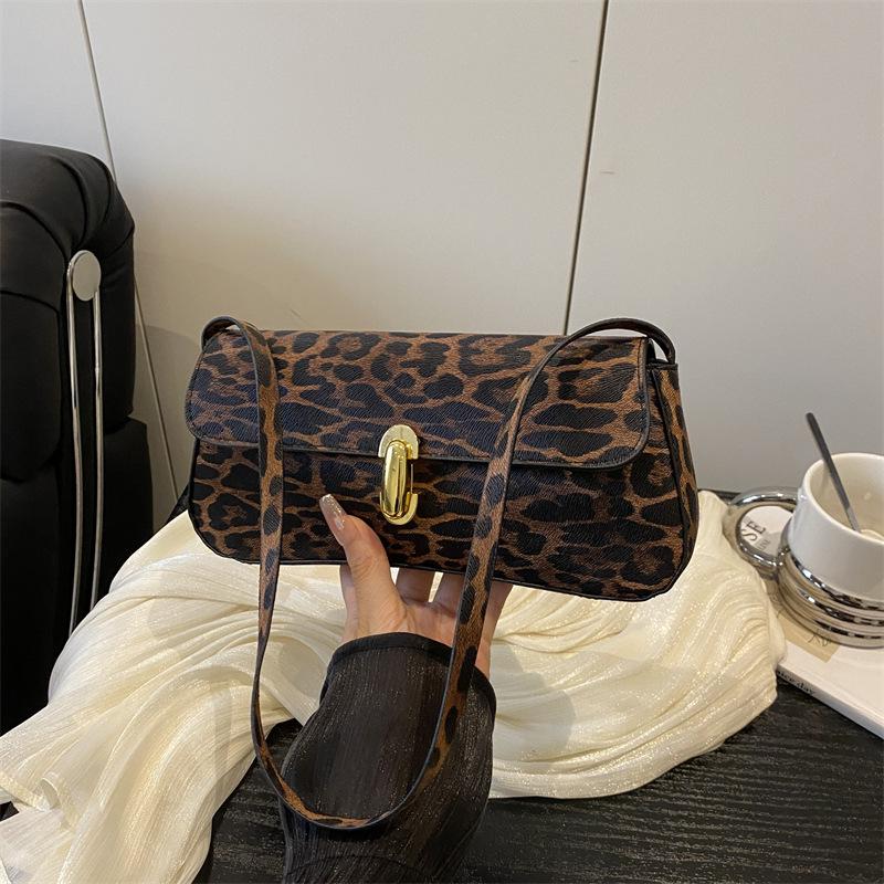 Summer New Sweet and Cool Spice Girl Handbag Personalized Leopard Print Shoulder Bag Versatile Casual Messenger Women's Bag