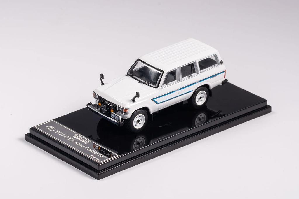 Gaincorp Products Toyota Land Cruiser 60 RHD Front Winch and Finished Model 1/64 - (with Spotlight) White, KS-029-87