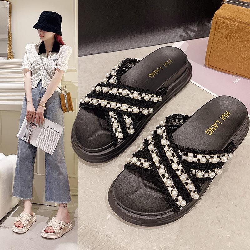 

Женская обувь. Маленькие ароматные тапочки на толстой подошве с жемчугом. Верхняя одежда. Повседневные сандалии с открытым носком.