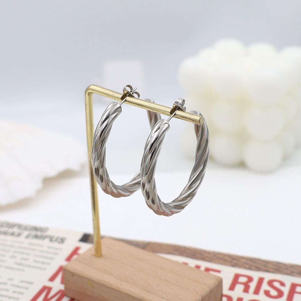 Stylish And Simple Titanium Steel Twist Earrings Women'S Niche Light Luxury C Titanium Steel Earrings Do Not Fade