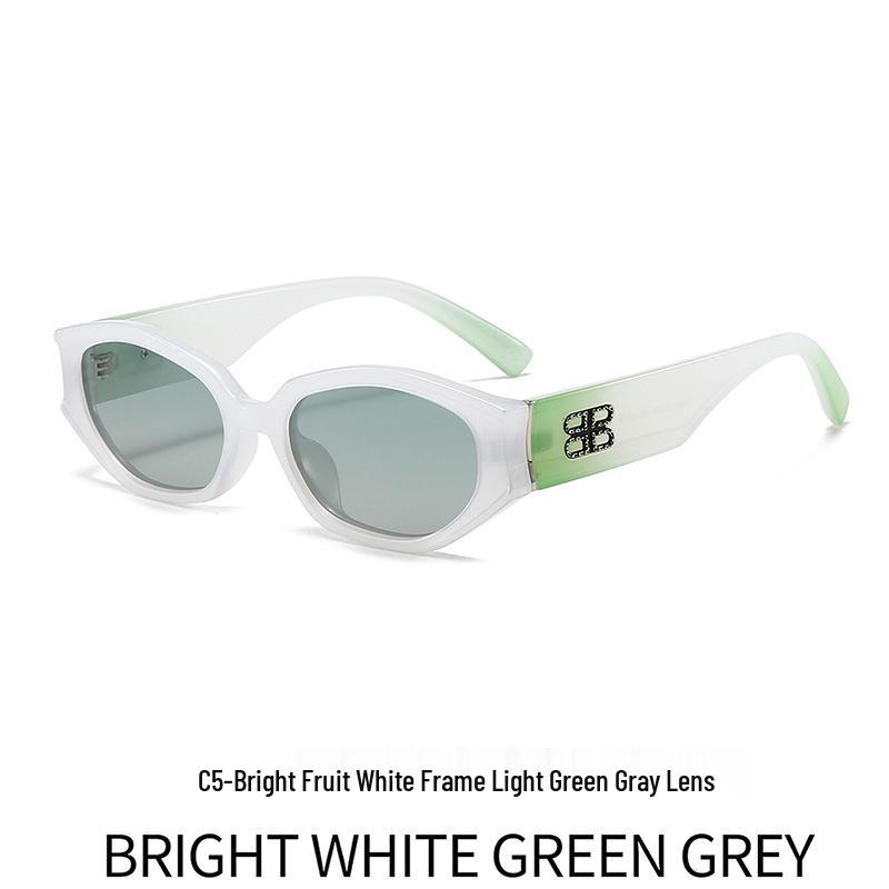 Stylish Cat Eye Women's Polarized Sunglasses with UV Protection for Driving and Travel