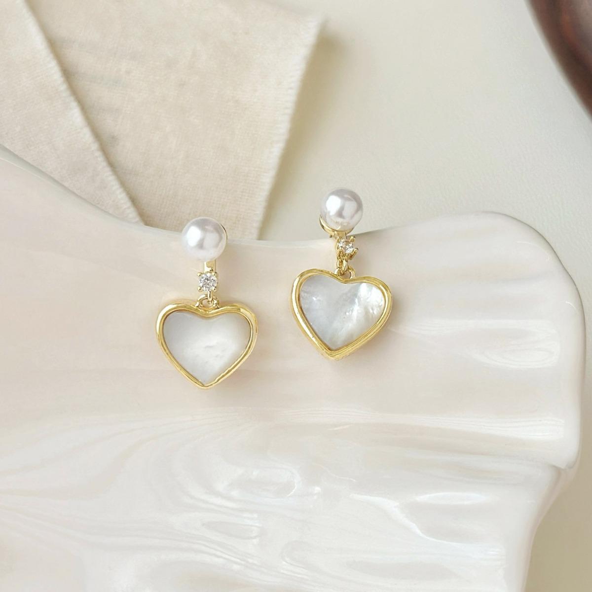French Seashell Pearl Heart Earrings - Elegant, Versatile Fashion Jewelry for Women