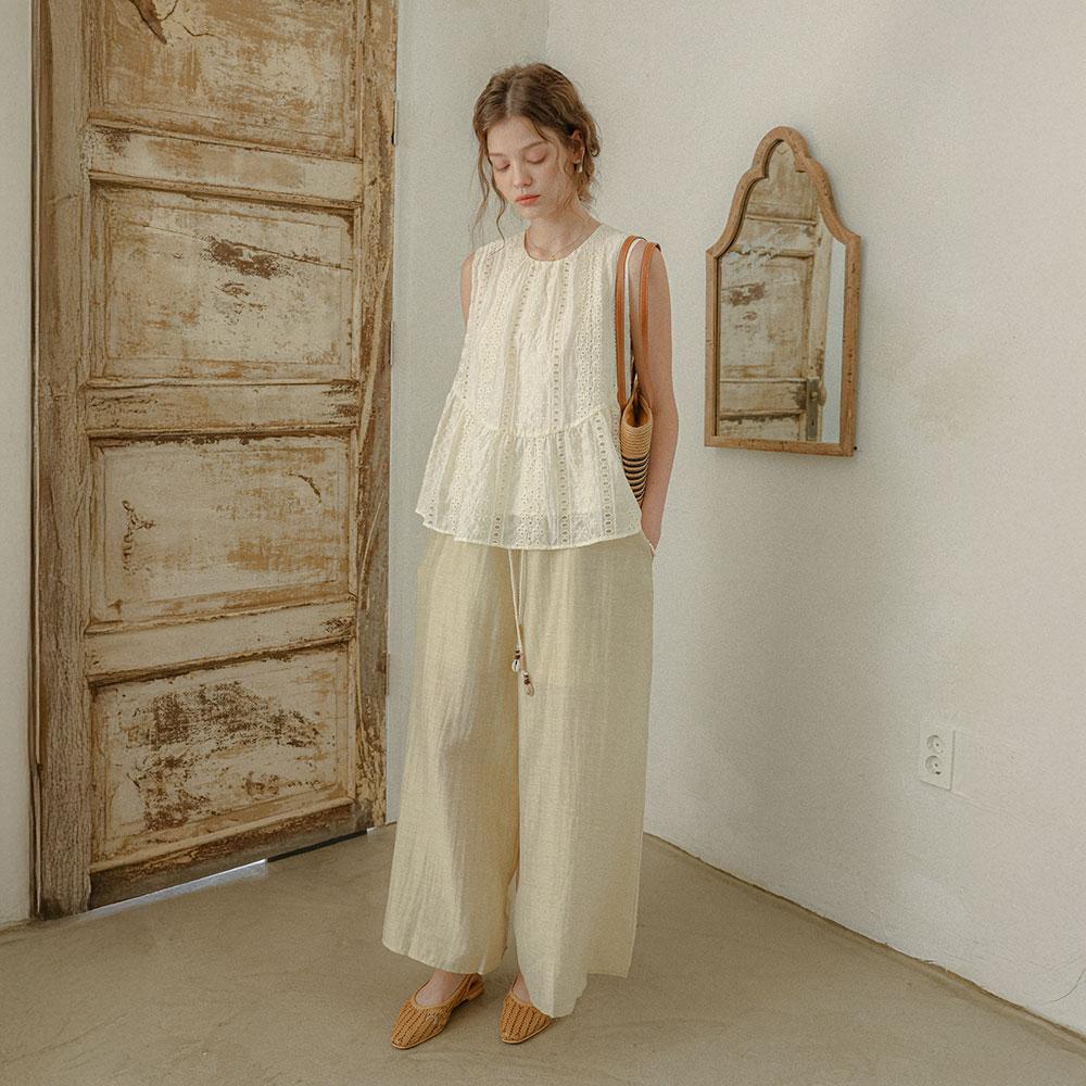 Peulaudeumali Pm_Lace Punch Sleeveless Top_Ivory
