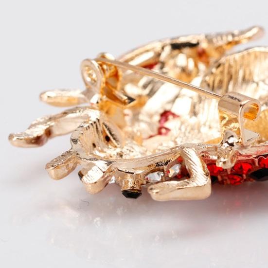 Nyckelpiga Brosch Färgglad Glänsande Strass Utsökt Anti-Slip kappa Tröja Scarf Väska Dekoration Kläder Smycken Klädnål