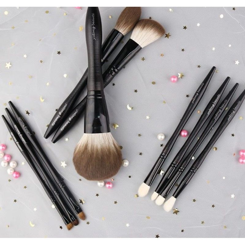 AME - Set of 10: Makeup Brush / Case / Set