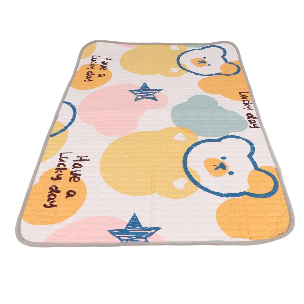 Bed Pads Washable Waterproof 28x39.4in Water Absorption Soft Skin Friendly Urine Mattress Cute Bear Pet Pads for Incontinence
