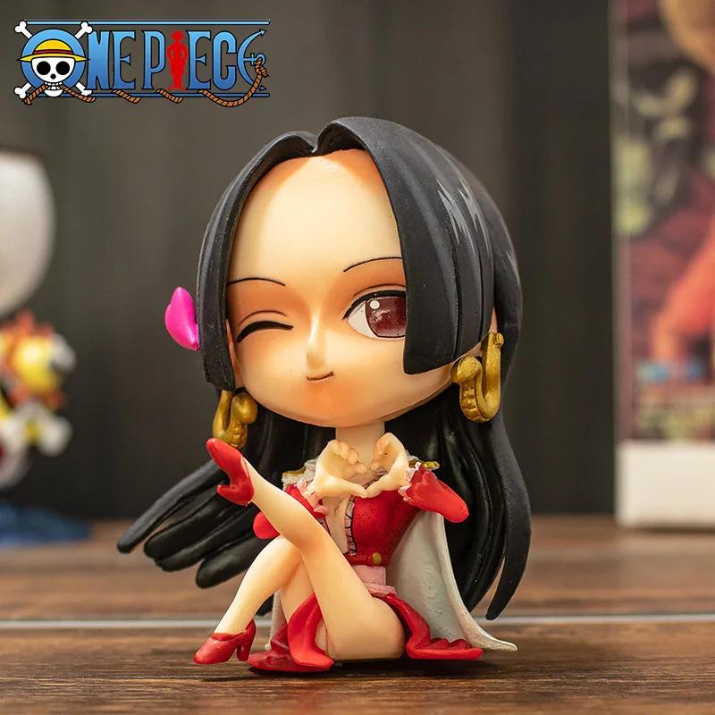 Anime One Piece Figurka Akcji Świąteczna 8-10 cm PVC Luffy Roronoa Zoro Urocze Ozdoby Wersja Q Dekoracja Samochodu Model Kolekcjonerski