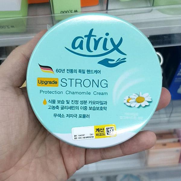 ATRIX Strong Protection Chamomile 150ml One thing