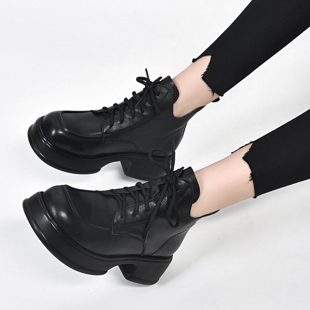 Thick-soled Martin boots women's autumn and winter new retro waterproof platform thick-heeled leather boots top-layer cowhide short boots