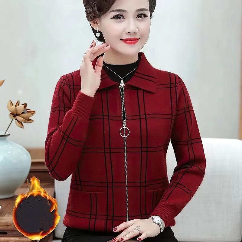 Women's Autumn Winter Plus Velvet Padded Jacket Plaid Female Short Jacket Mother's Loose Plus Size Overcoat