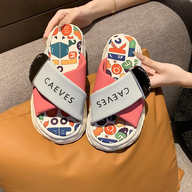 Fashion Women Summer Slippers Platform Fashion Sandals Garden Shoes Mixed Colors Slippers Casual Outdoor Sandals Female Slide Women