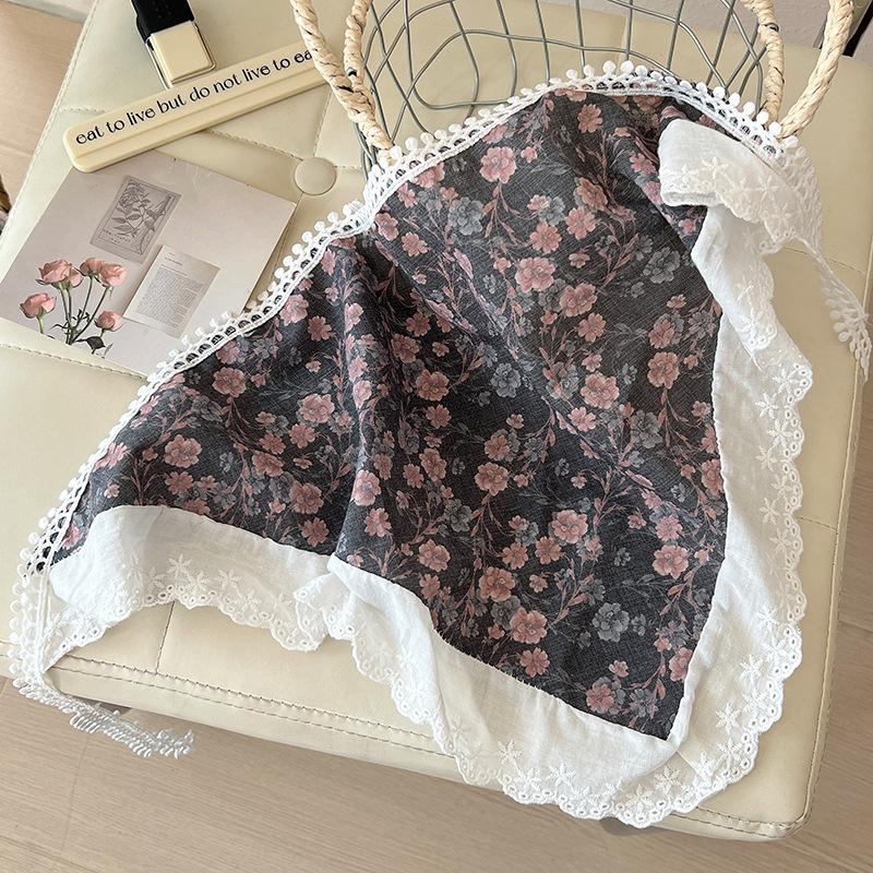 Headscarf summer women's pastoral triangle scarf literary retro crochet triangle scarf hat Y2K hot girl girl children hollow bud