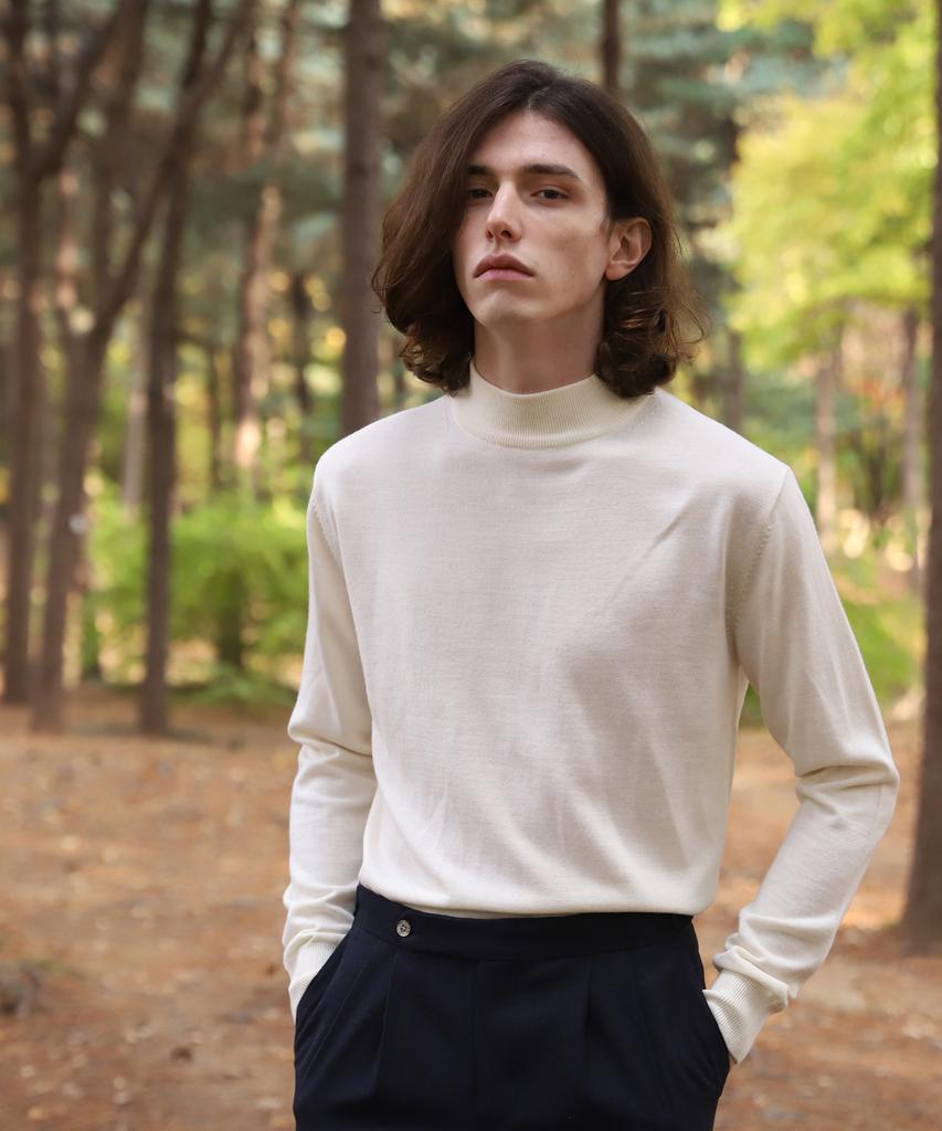 BELLIEF Wool Soft Moc-Neck Knit (Ivory)