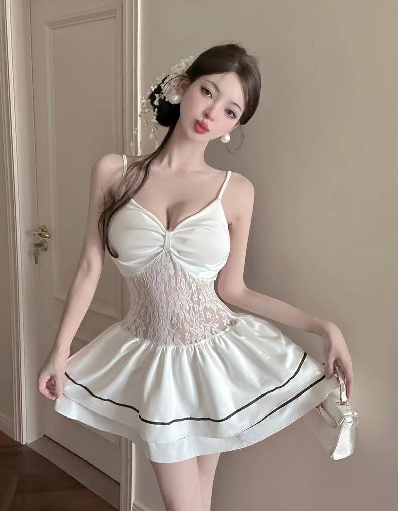 Small sexy backless V-neck suspender dress women's summer lace stitching waist and thin ruffle edge short skirt