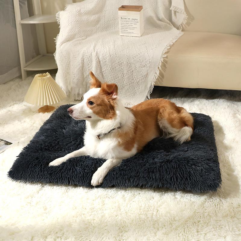 Plush Winter Pet Bed - Warm, Comfortable Cushion for Dogs & Cats