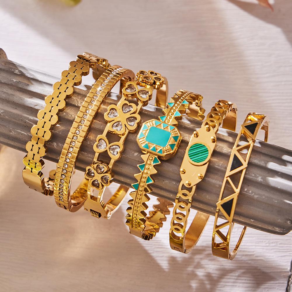 European and American Style Geometric Enamel Buckle and Zircon Flower Stainless Steel Bracelet Set