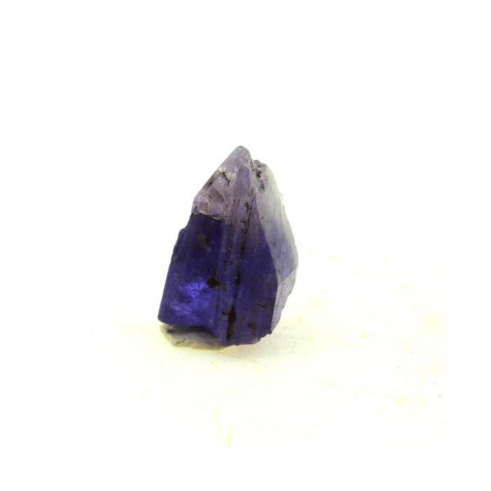 Pierres et Minéraux. Tanzanite. 5.95 ct. Merelani Hills, Lelatema Mts, Tanzanie.