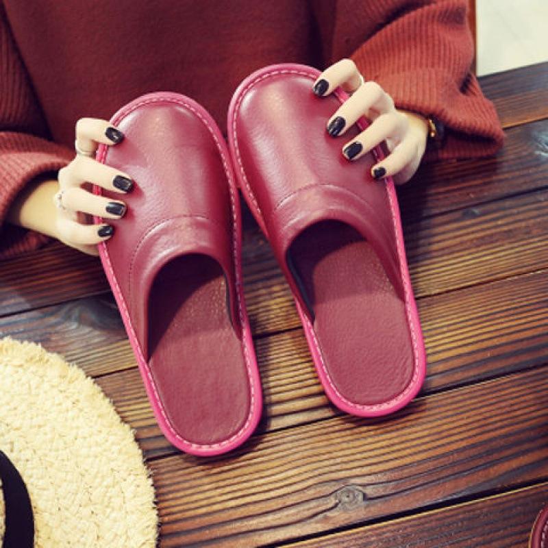 Jednoduché černé pantofle z PU kůže Pánské domácí pantofle Mulky Pánské vnitřní pantofle Manžel Pokoj Tiché boty Pánské žabky Jednobarevné