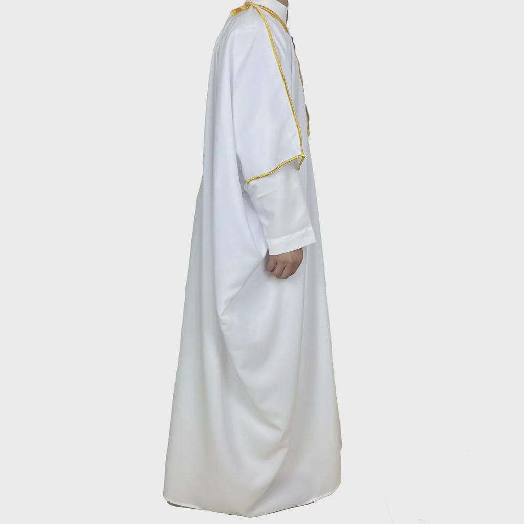 "Plášť z malajského blízkovýchodního arabského vyšívaného materiálu s přeshraničním vyšíváním"