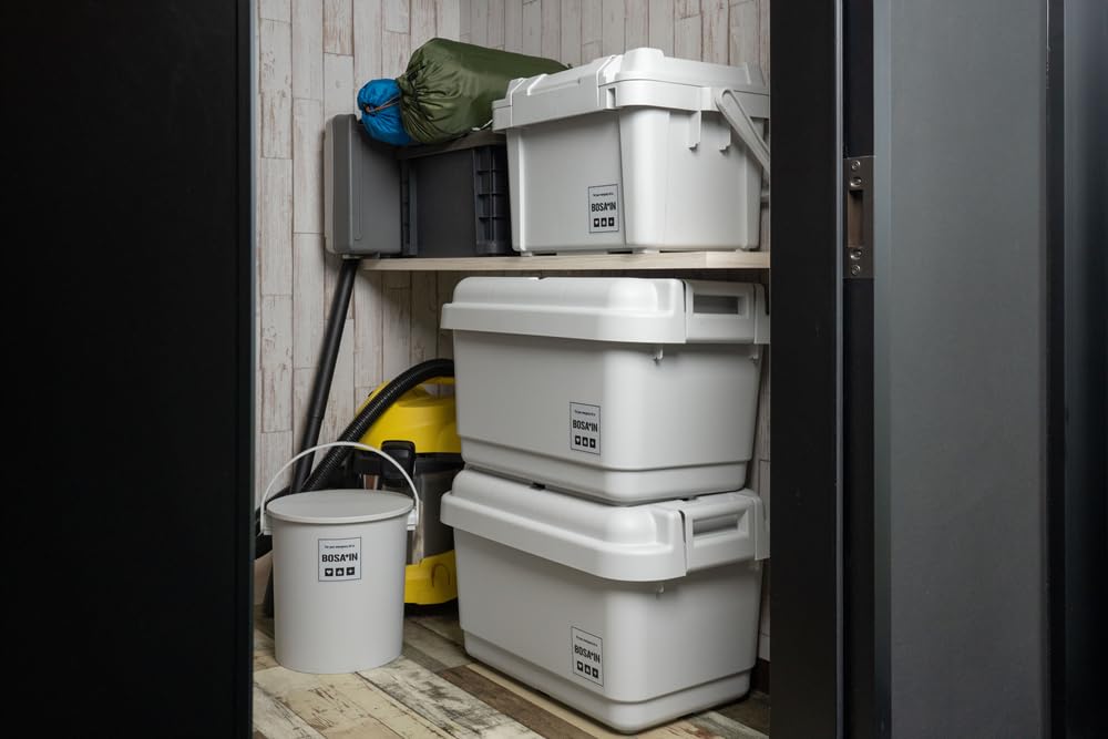 JEJ Astage BOSAIN Sit-On Bucket with Lid, Light Gray, 15L, Made In Japan, Interior Accessories, Toy Storage, Outdoor Use, Emergency Storage, 150kg