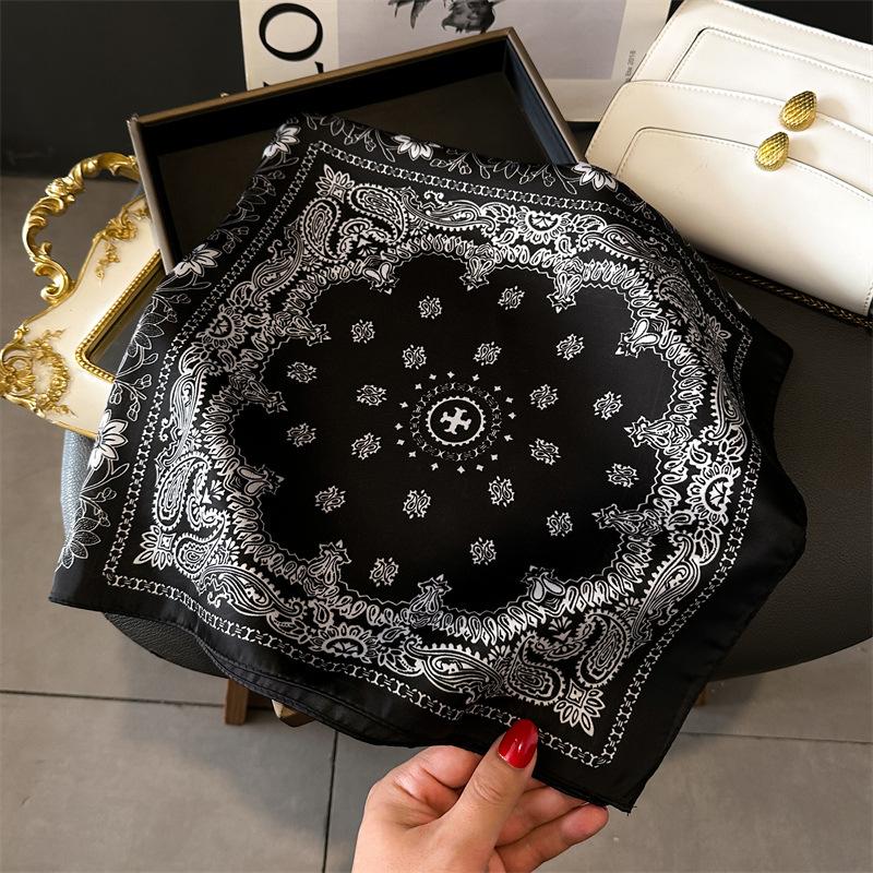 Spring/Summer New 70*70cm Square Scarf Breathable Cashew Print Neckerchief Women’s Classical Imitation Silk Bandannas