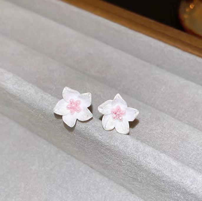 Silver needle blue camellia flower stud earrings women's wind sweet temperament earrings Mori simple ears