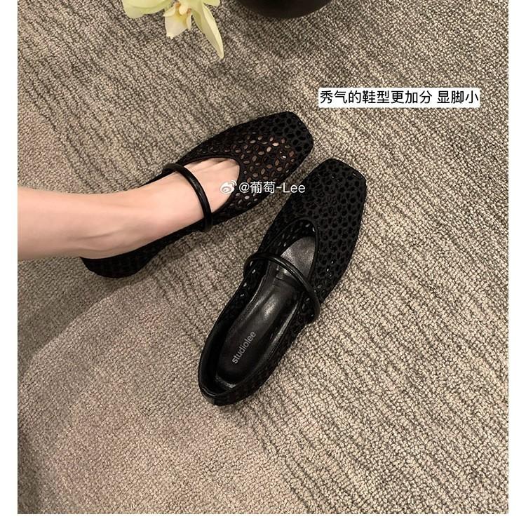 

2025 new casual soft-soled sandals women s flat-soled summer fashion hollow jelly shoes shallow plastic single shoes sand reality 35