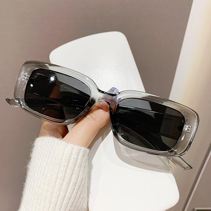 

Latest Cool Compact Square Sunglasses Female Male Stylish Punk Sun Eyeglasses Retro Men Irregular Frames Travel Eyewear UV400 1PC