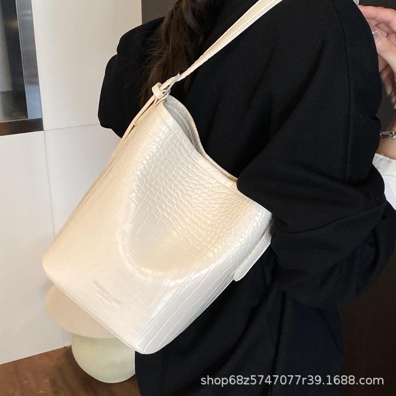 Premium Light Luxury Stone Pattern Tote Bag Women's 2025 New Large-capacity Commuter Underarm Bag Shoulder Messenger Bag