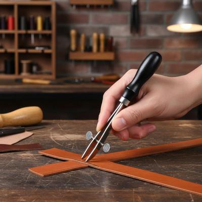 1PCS 19.5cm Wooden Handle Leather Creaser Width Adjustable Leather Edger Leather Working Tool For Belts Wallets Bags Saddles