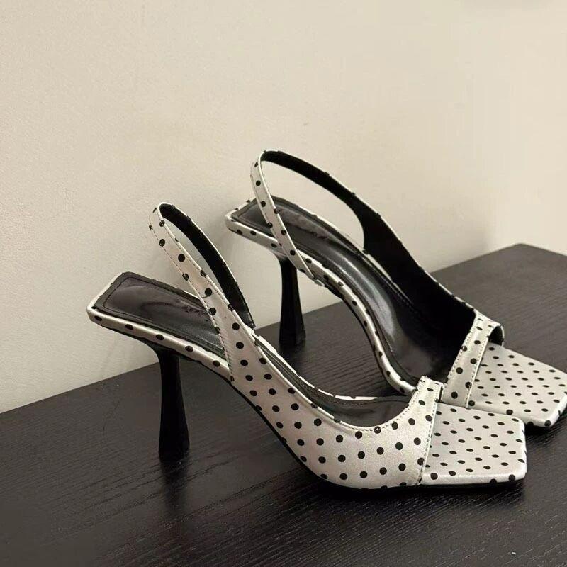 

2025 Летние женские шлепанцы в горошек, лаконичные, для вечеринок, слайды, женские, для улицы, на низком каблуке, сандалии 42