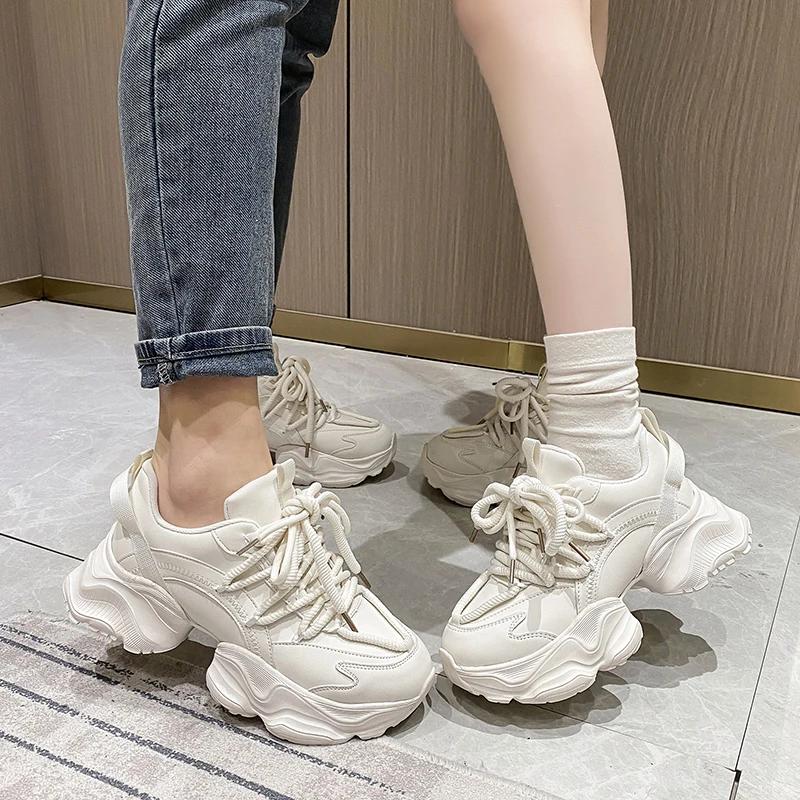 Fashion 2024 Designer Platform White Sneakers Men Thick-soled Shoes Unisex Casual Sneakers Lightweight Trend Men Height increasing Shoes