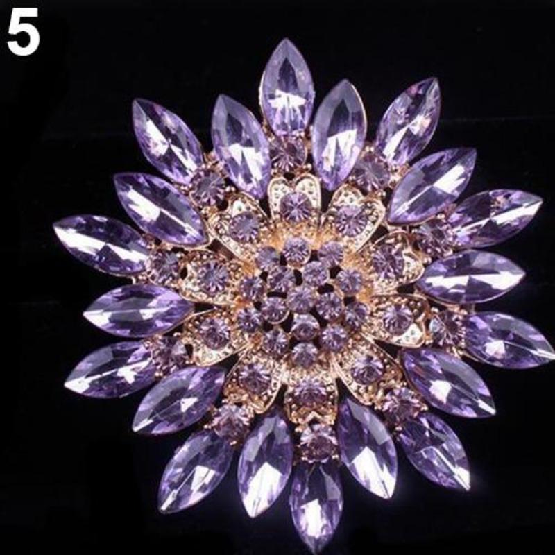 Elegant Vintage Multi-colored Flower Brooch Pin with Sparkling Stones and Leaf-shaped Elements for Weddings and Parties
