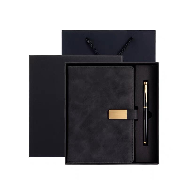 Taccuino da Lavoro in Pelle Formato A5: Diario con Fibbia Magnetica e Stampa Logo - Elegante Scatola Regalo per Riunioni d'Ufficio