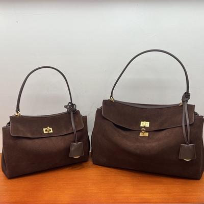 Neue matte Tote Bag, Umhängetasche für Pendler, Tasche mit großem Fassungsvermögen, Damen-Lokomotivtasche aus Wildleder, exquisite Unterarmtasche für Damen