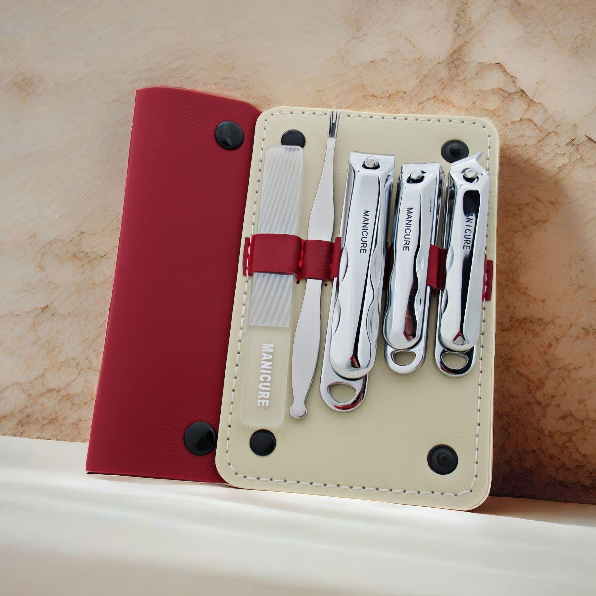 High-Quality Stainless Steel Anti-Splash Angled Nail Clipper Set with Gift Box