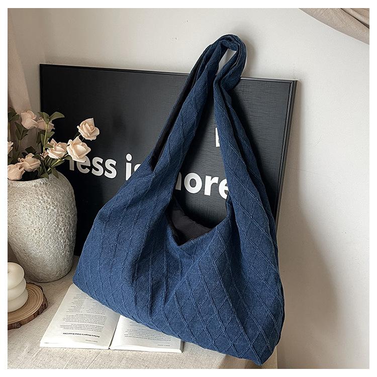

Large capacity denim bag women s summer new casual shoulder lazy style college student tote bag темно-синий
