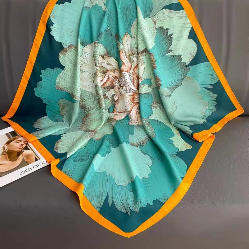 Korean Style Vintage Floral Printed Silk Square Scarf For Women Travel Decoration