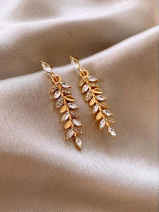Orecchini Pendenti Fiore Nappa Ago d'Argento Diamante e Perla - Moda Francese, Lusso di Alta Gamma Design di Nicchia