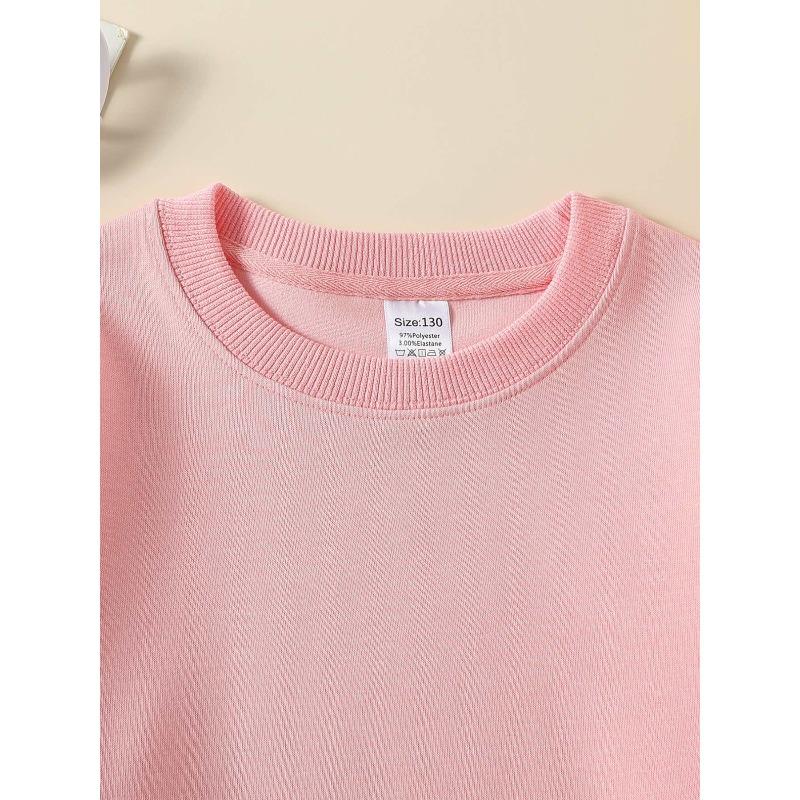 Fashionable Crewneck Sweatshirt for Girls Featuring Strawberry Hearts, Perfect for Autumn And Winter with a Western