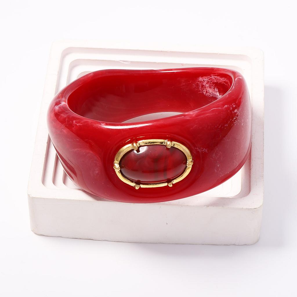 European and American Retro Fashion Resin Geometric Bracelet Simple High-end Elegant Holiday Casual Versatile Trend Women's Models