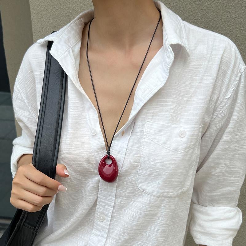 4 Colors Minimalist Wine Red Black Acrylic Long Pendant Necklace For Women Vintage Leather Rope Chain Sweater Chain New