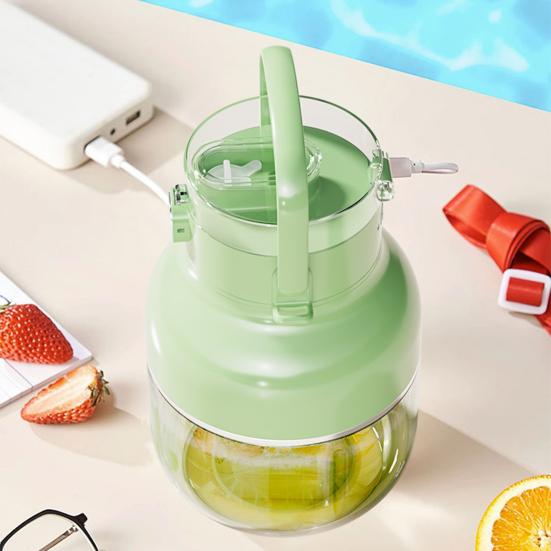 Fruit Juicer Portable Personal Blender BPA-Free Easy to Clean Rechargeable