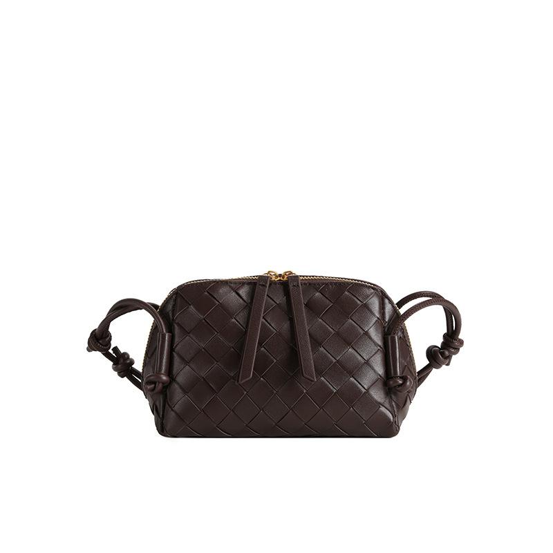 Popular Red Sheepskin Woven Bag Shoulder Messenger Handbag Knotted Zipper Fashionable Leather Women's Bag Wholesale